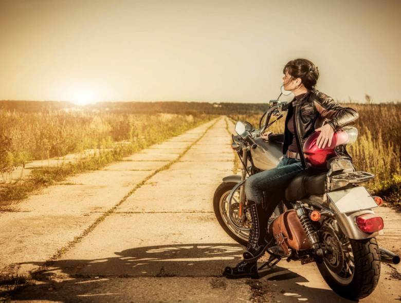 Elas na estrada: dicas para mulheres viajarem de moto