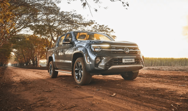 Nova Amarok 2025