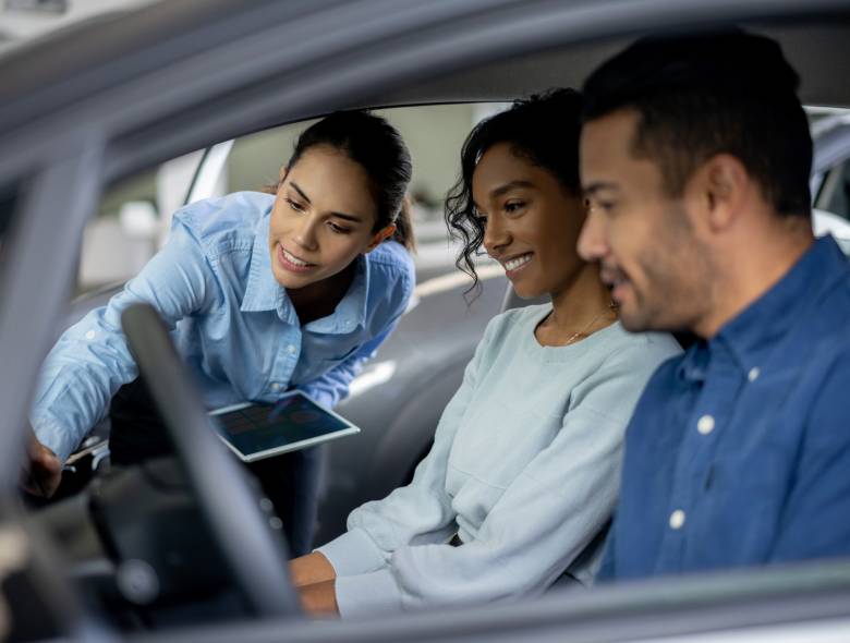 Comprar o primeiro carro: entenda o que considerar na escolha!